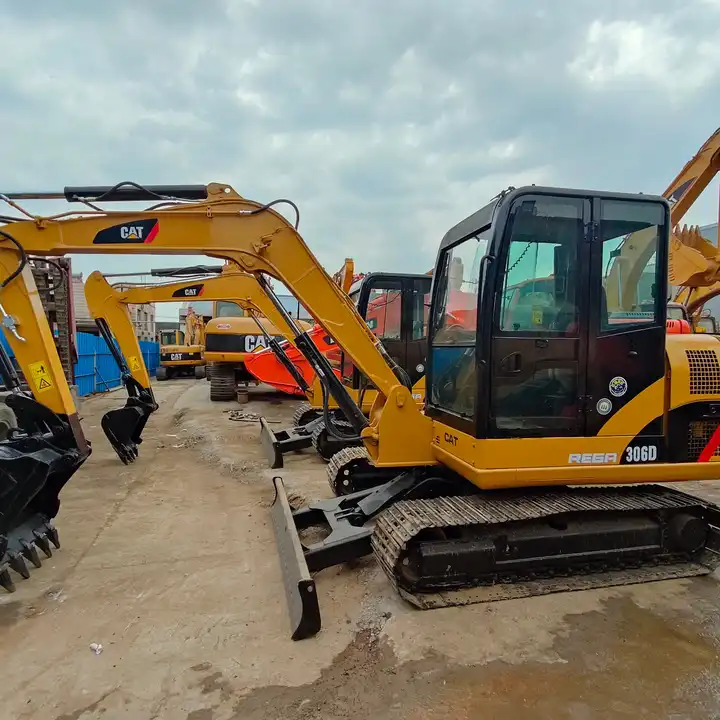 Used cat 306D 302.5D 302D 6ton 2.5ton 2ton mini excavator - Crawler excavator: picture 2 Used cat 306D 302.5D 302D 6ton 2.5ton 2ton mini excavator - Crawler excavator: picture 2