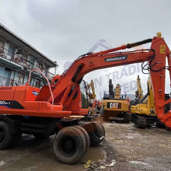Used excavator doosan dh150 excavators machinery doosan dx60 dx80 dx75 dx225 Good Condition Low price - Crawler excavator: picture 1 Used excavator doosan dh150 excavators machinery doosan dx60 dx80 dx75 dx225 Good Condition Low price - Crawler excavator: picture 1