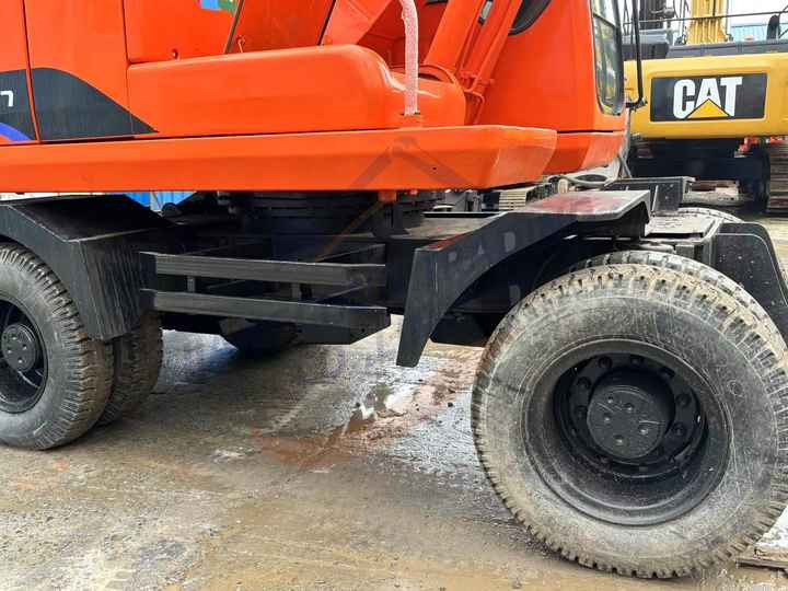 Used excavator doosan dh150 excavators machinery doosan dx60 dx80 dx75 dx225 Good Condition Low price - Crawler excavator: picture 2 Used excavator doosan dh150 excavators machinery doosan dx60 dx80 dx75 dx225 Good Condition Low price - Crawler excavator: picture 2