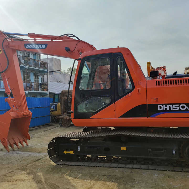 Used excavator doosan dh150 excavators machinery doosan dx60 dx80 dx75 dx225 Good Condition Low price wheel excavator - Crawler excavator: picture 1 Used excavator doosan dh150 excavators machinery doosan dx60 dx80 dx75 dx225 Good Condition Low price wheel excavator - Crawler excavator: picture 1