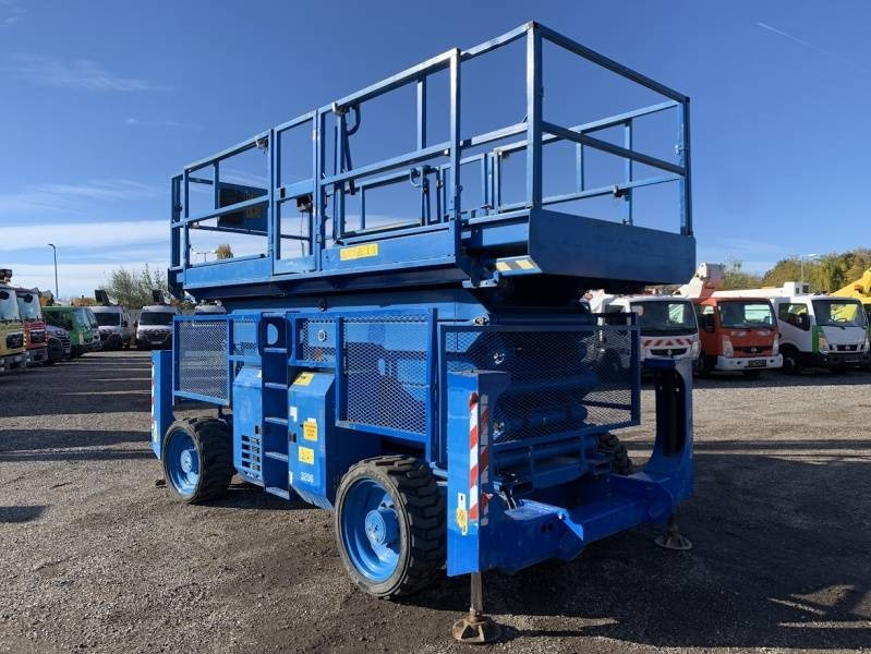 Genie GS5390 - 18m - 4x4 - Diesel  - Scissor lift: picture 1 Genie GS5390 - 18m - 4x4 - Diesel  - Scissor lift: picture 1