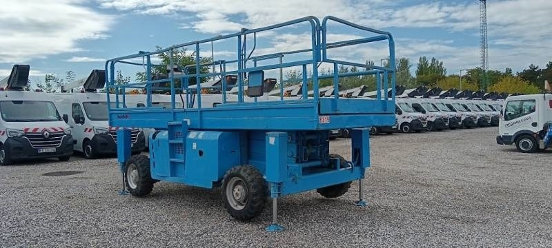 Scissor lift Haulotte H12SXL - 12m, 4x4, diesel: picture 6