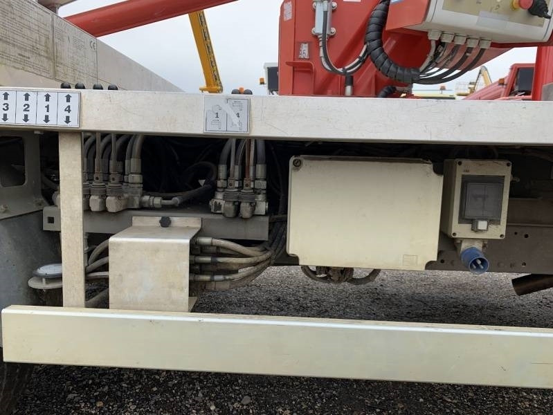 Truck mounted aerial platform Iveco Daily Multitel MT222 - 22m, 200kg: picture 13