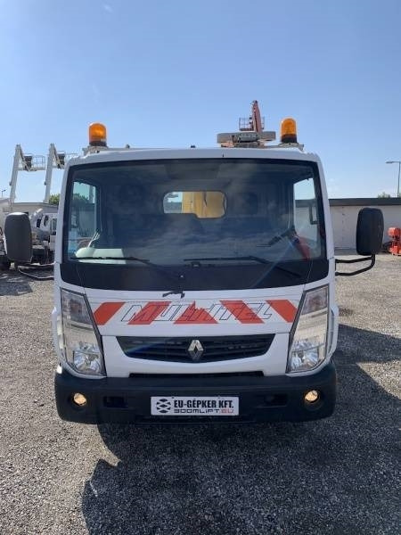 Renault Maxity Multitel MX200 - 20 m - Truck mounted aerial platform: picture 3 Renault Maxity Multitel MX200 - 20 m - Truck mounted aerial platform: picture 3
