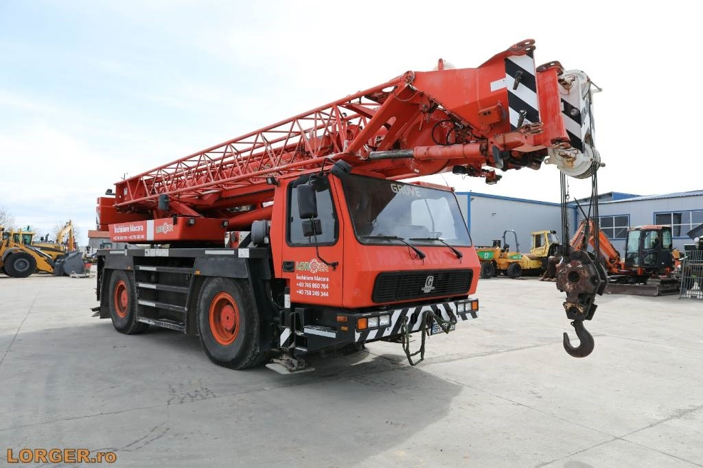 Grove GMK 2035 - All terrain crane: picture 4 Grove GMK 2035 - All terrain crane: picture 4