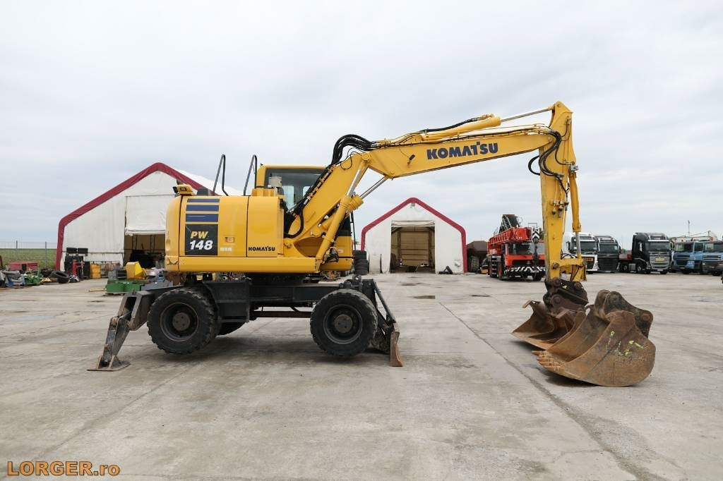 Komatsu PW 148-10  - Wheel excavator: picture 3 Komatsu PW 148-10  - Wheel excavator: picture 3