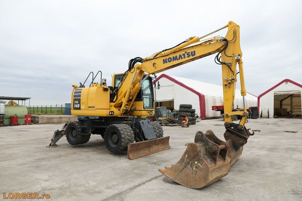 Komatsu PW 148-10  - Wheel excavator: picture 2 Komatsu PW 148-10  - Wheel excavator: picture 2