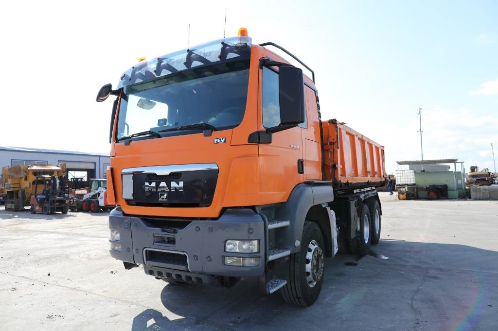 Tipper MAN TGS 26.480 6x4 BL With KEMPF Germany tipper body –: picture 16
