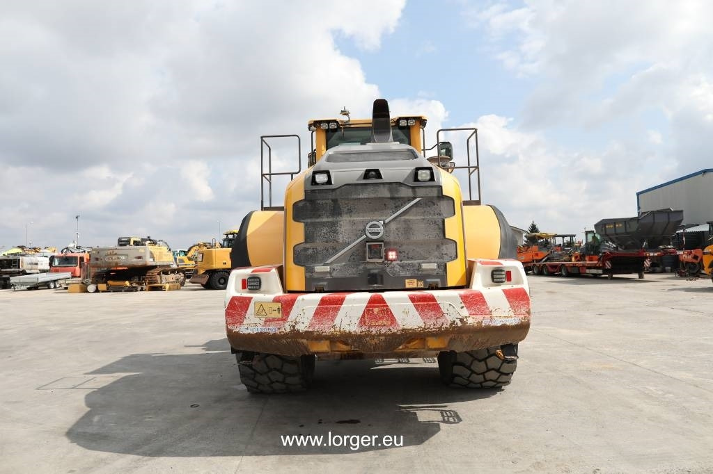 Volvo L 220 H - Wheel loader: picture 4 Volvo L 220 H - Wheel loader: picture 4