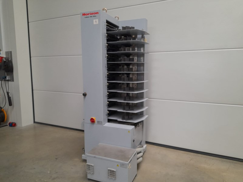 Horizon | VAC-100 m | collator | 10 stations | 2009 - Printing machinery: picture 2 Horizon | VAC-100 m | collator | 10 stations | 2009 - Printing machinery: picture 2