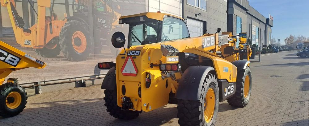 Telescopic handler JCB 542-70 Agri Xtra: picture 9
