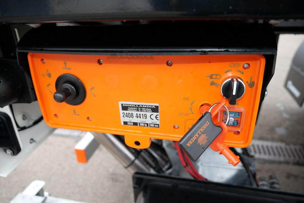 Curtainsider semi-trailer Krone SEP 10 CITY GARDINE KRONE 1-achs TRIDEC LBW Krone SEP 10 CITY GARDINE KRONE 1-achs TRIDEC LBW: picture 21 Curtainsider semi-trailer Krone SEP 10 CITY GARDINE KRONE 1-achs TRIDEC LBW Krone SEP 10 CITY GARDINE KRONE 1-achs TRIDEC LBW: picture 21