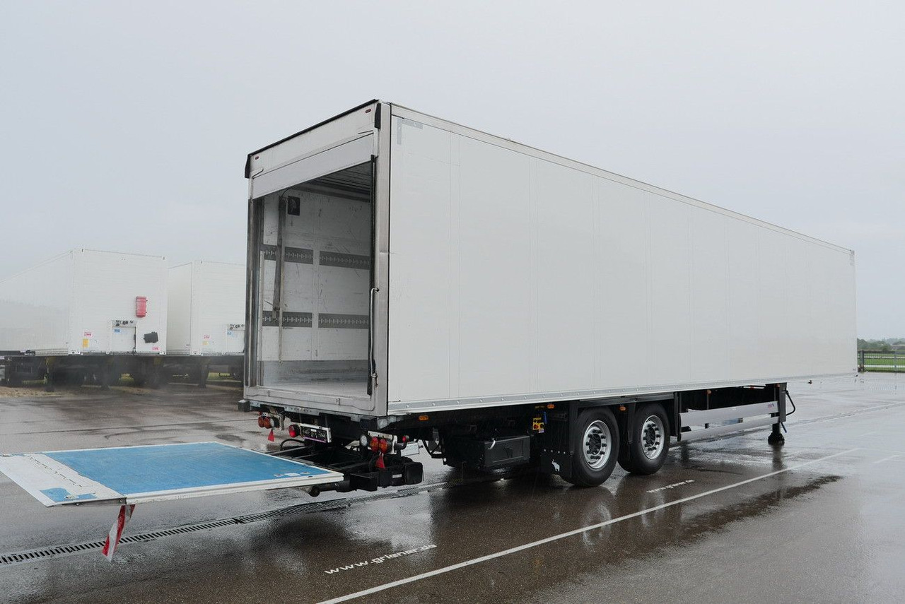 Refrigerator semi-trailer Schmitz Cargobull SKO 18 /LBW BÄR 2500 kg / CARRIER 1550 / LIFT: picture 18