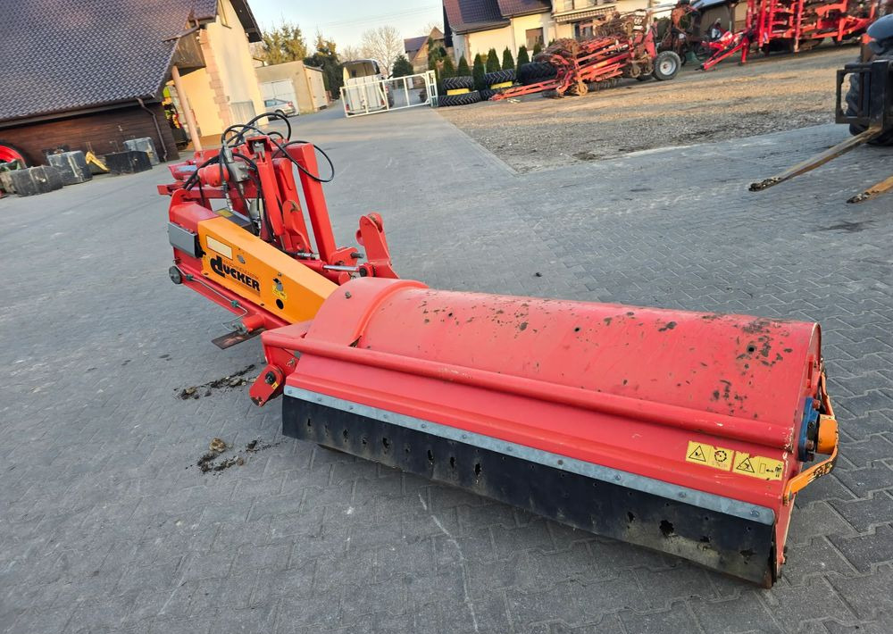 Inny Ducker - Mower: picture 5 Inny Ducker - Mower: picture 5