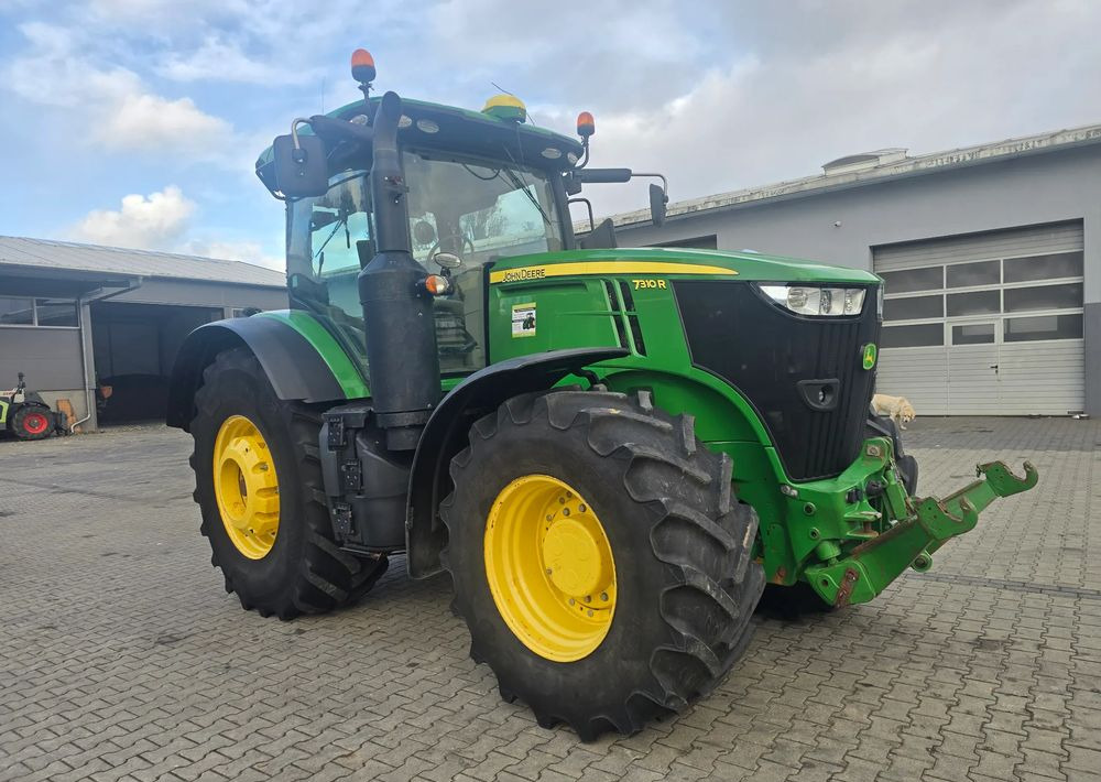 John Deere 7310 R - Farm tractor: picture 1 John Deere 7310 R - Farm tractor: picture 1