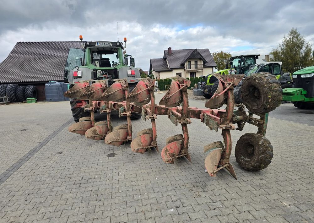 Kverneland - Plow: picture 1 Kverneland - Plow: picture 1