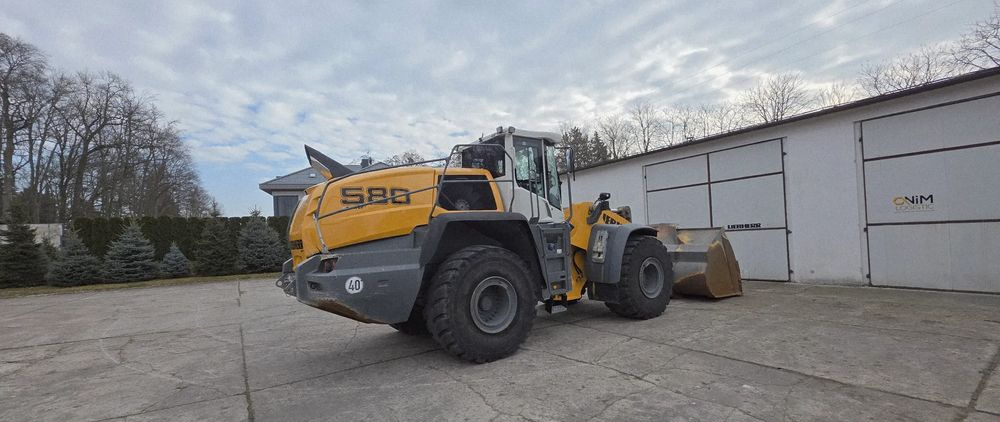 Liebherr 580 - Wheel loader: picture 2 Liebherr 580 - Wheel loader: picture 2