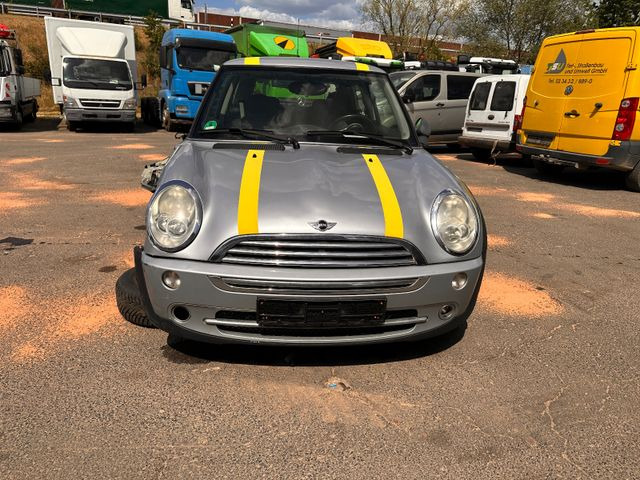 MINI ONE Mini One - Car: picture 1 MINI ONE Mini One - Car: picture 1