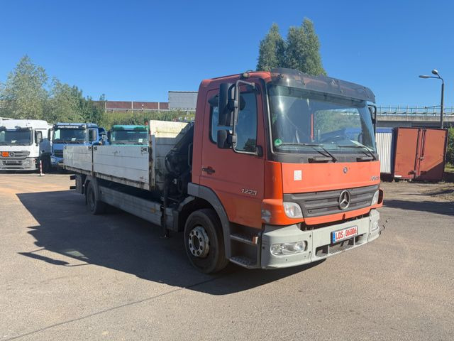 Mercedes-Benz Atego 1223 mit Kran MKG HLK 76 - Dropside/ Flatbed truck, Crane truck: picture 2 Mercedes-Benz Atego 1223 mit Kran MKG HLK 76 - Dropside/ Flatbed truck, Crane truck: picture 2