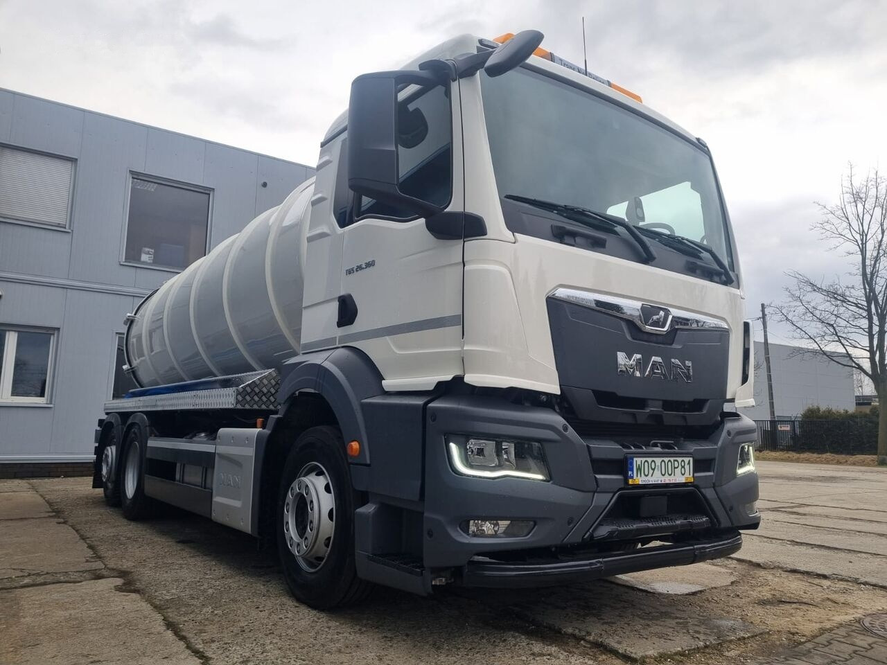 MAN TGS 26.330 - Vacuum truck: picture 4 MAN TGS 26.330 - Vacuum truck: picture 4