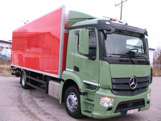 Mercedes-Benz Antos 1835 / Kühlkoffer / Thermoking T-600R / LBW - Refrigerator truck: picture 1 Mercedes-Benz Antos 1835 / Kühlkoffer / Thermoking T-600R / LBW - Refrigerator truck: picture 1