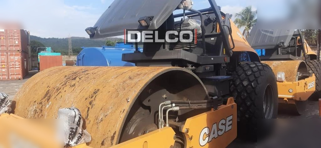 CASE 1107EX - Roller: picture 4 CASE 1107EX - Roller: picture 4