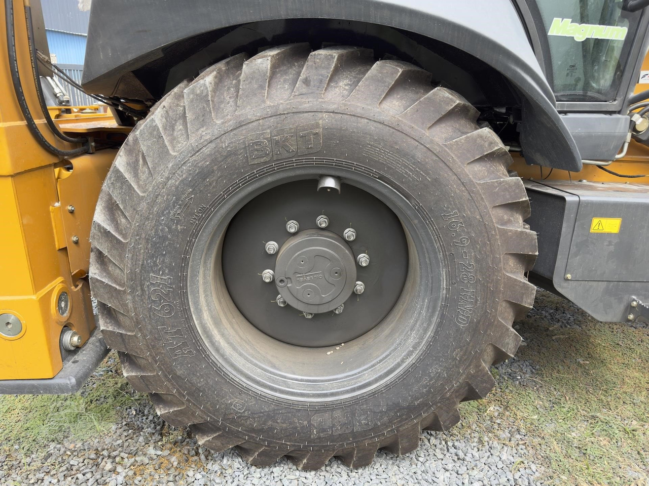 Backhoe loader CASE 770NX MAGNUM: picture 11