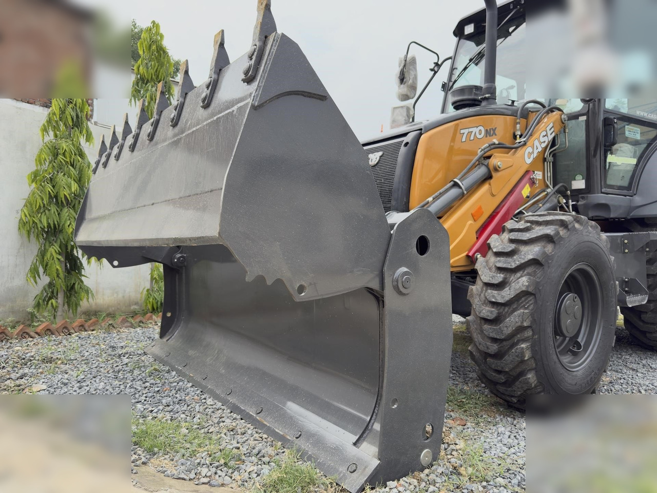 CASE 770NX MAGNUM - Backhoe loader: picture 4 CASE 770NX MAGNUM - Backhoe loader: picture 4