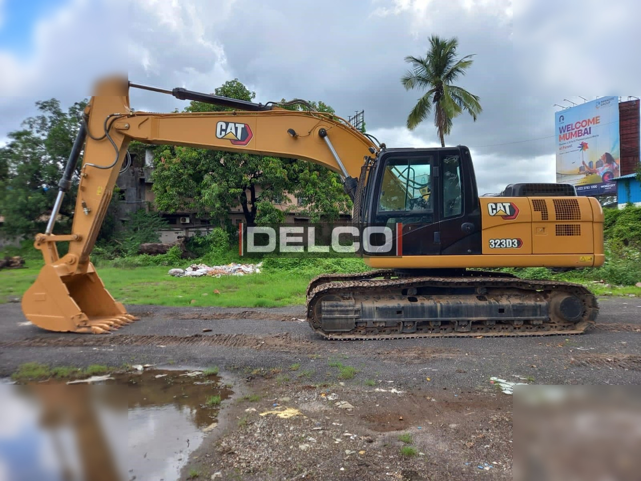 CATERPILLAR 323D3 - Crawler excavator: picture 1 CATERPILLAR 323D3 - Crawler excavator: picture 1