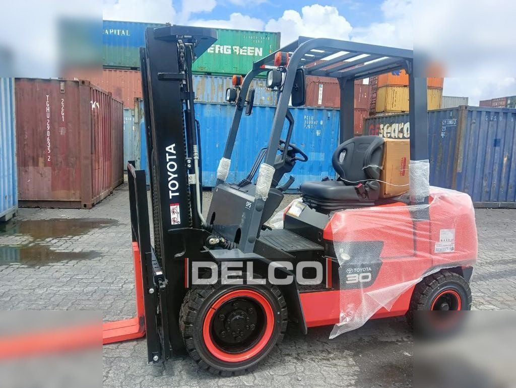 TOYOTA FDZN30 - Forklift: picture 3 TOYOTA FDZN30 - Forklift: picture 3