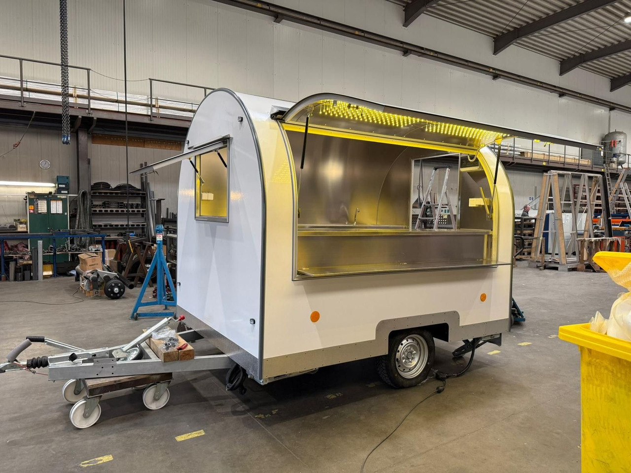 Esselmann EasyGo 280 ähn Buddystar oder Multiwagon - Vending trailer: picture 4 Esselmann EasyGo 280 ähn Buddystar oder Multiwagon - Vending trailer: picture 4