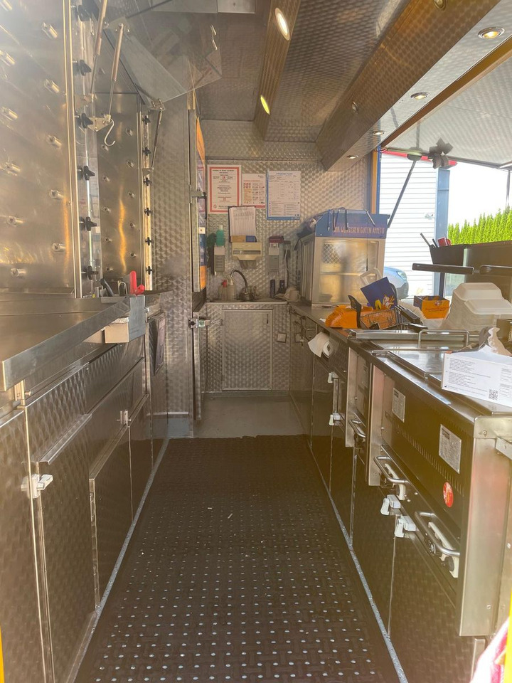 Fiat Hähnchengrill mobil Foodtruck - Vending truck: picture 5 Fiat Hähnchengrill mobil Foodtruck - Vending truck: picture 5