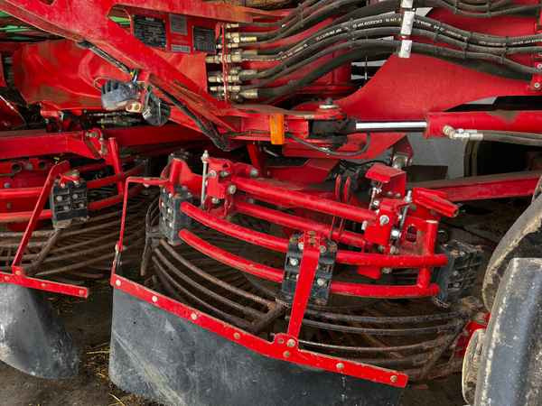Grimme REXOR 6300 Platinum - Beet harvester: picture 5 Grimme REXOR 6300 Platinum - Beet harvester: picture 5