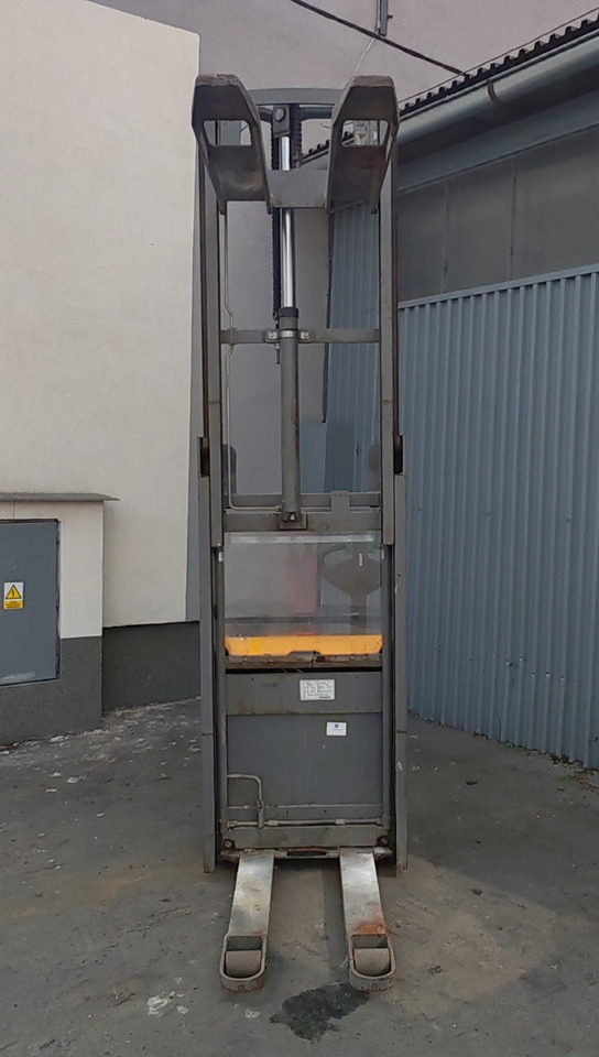 Jungheinrich EJC 112 2.5m/ flee lift/ 2105mh/ 2017y - Stacker: picture 5 Jungheinrich EJC 112 2.5m/ flee lift/ 2105mh/ 2017y - Stacker: picture 5