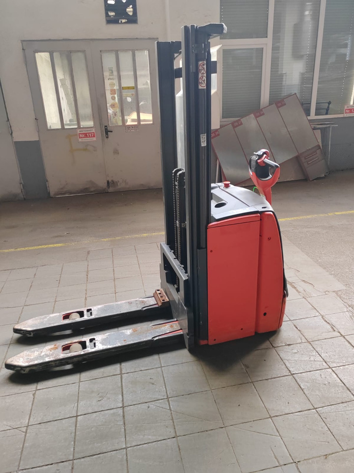 Linde L14 2.9m/ initial/ free lift - Stacker: picture 1 Linde L14 2.9m/ initial/ free lift - Stacker: picture 1