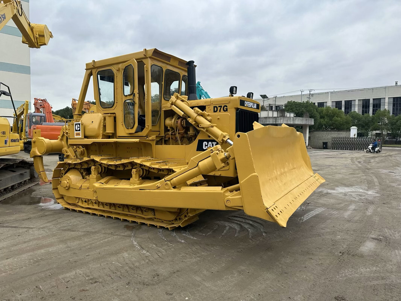 CAT D7G - Bulldozer: picture 1 CAT D7G - Bulldozer: picture 1