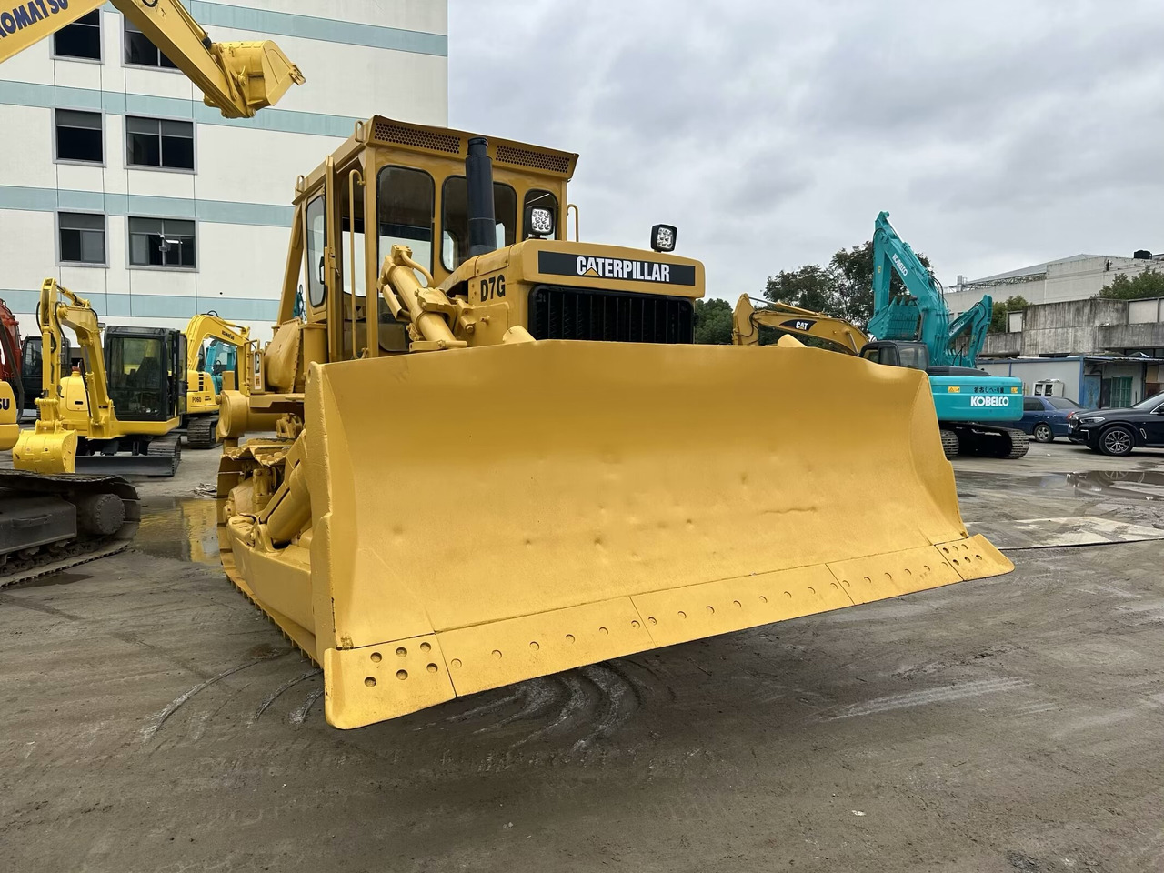 CAT D7G - Bulldozer: picture 4 CAT D7G - Bulldozer: picture 4