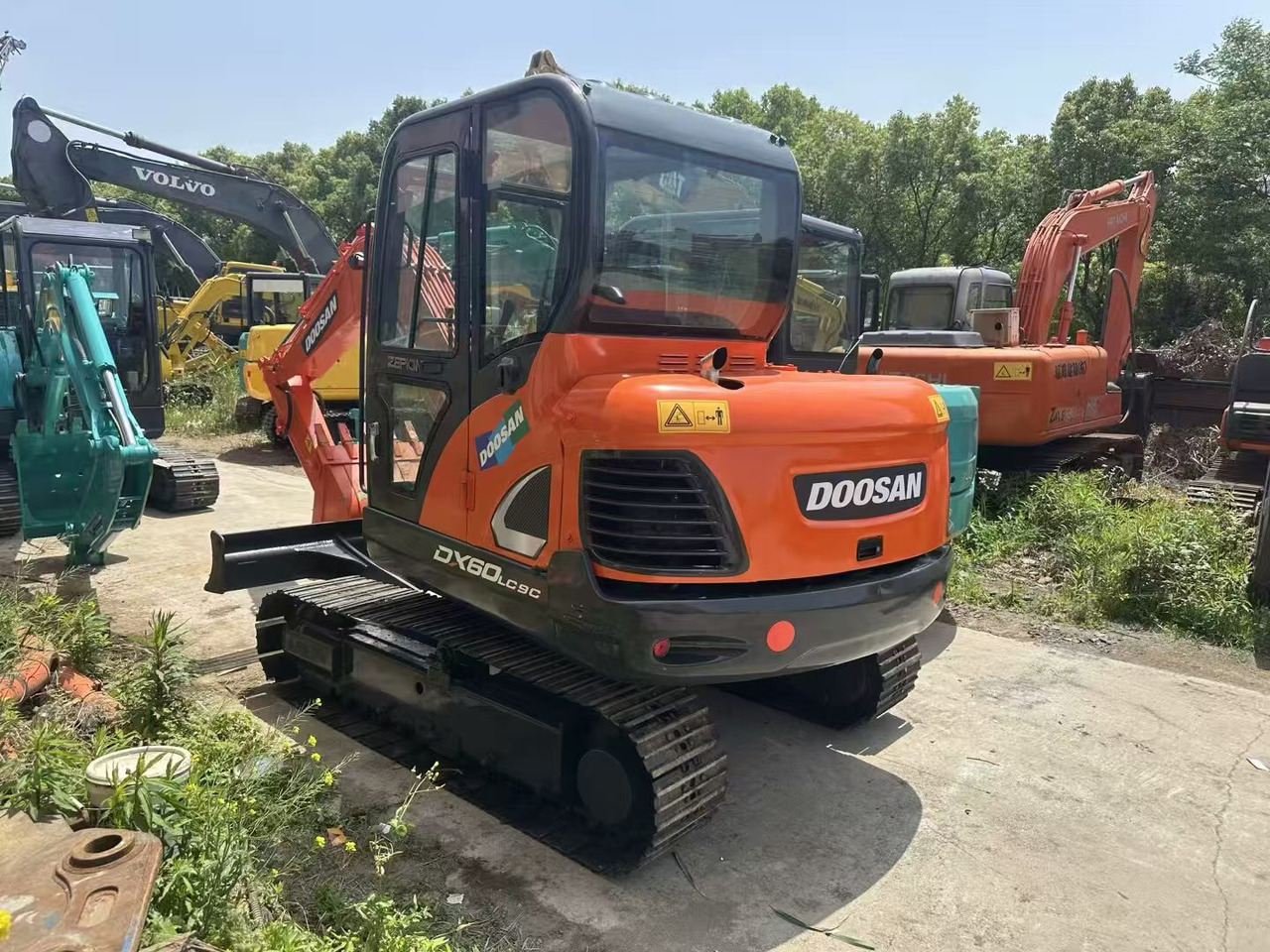 Doosan DX60 - Mini excavator: picture 1 Doosan DX60 - Mini excavator: picture 1