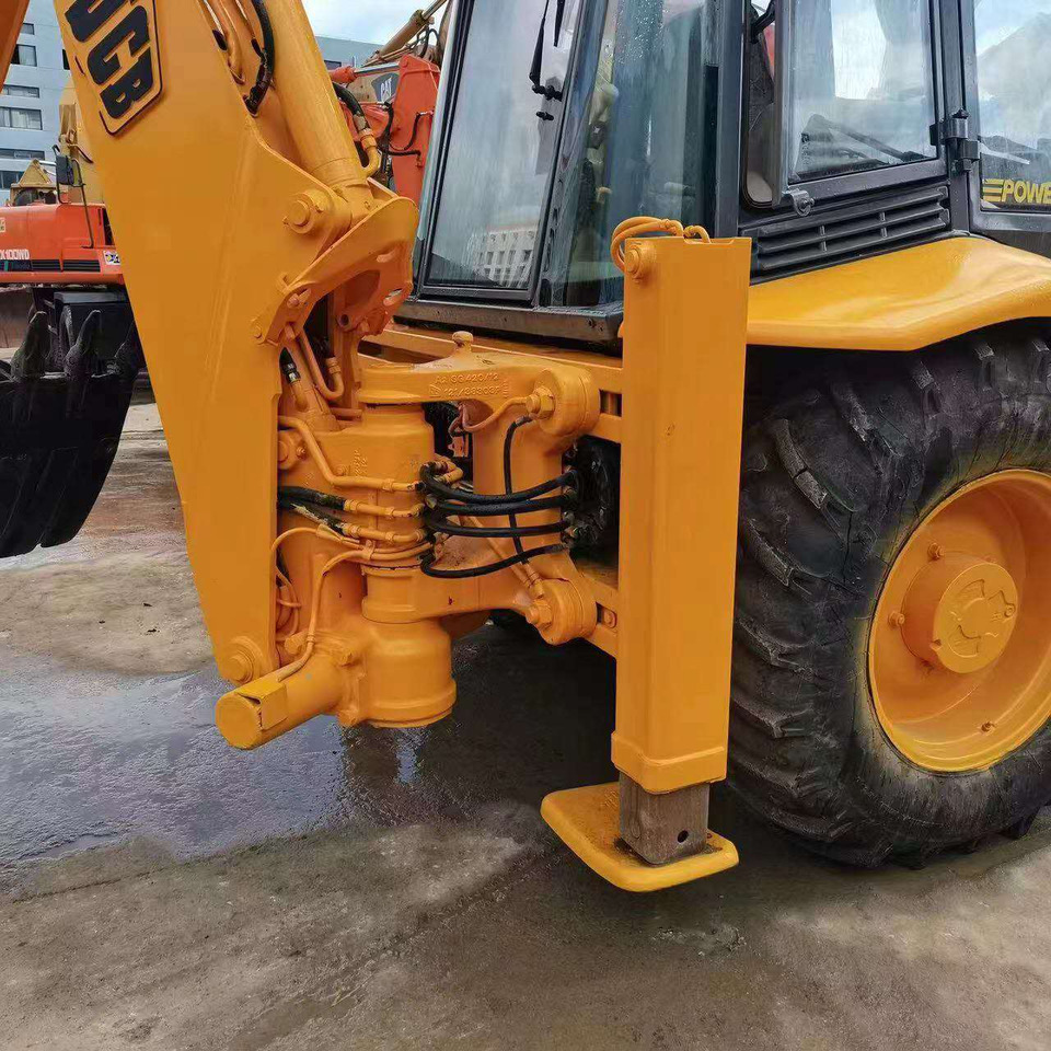 JCB 4CX - Backhoe loader: picture 3 JCB 4CX - Backhoe loader: picture 3