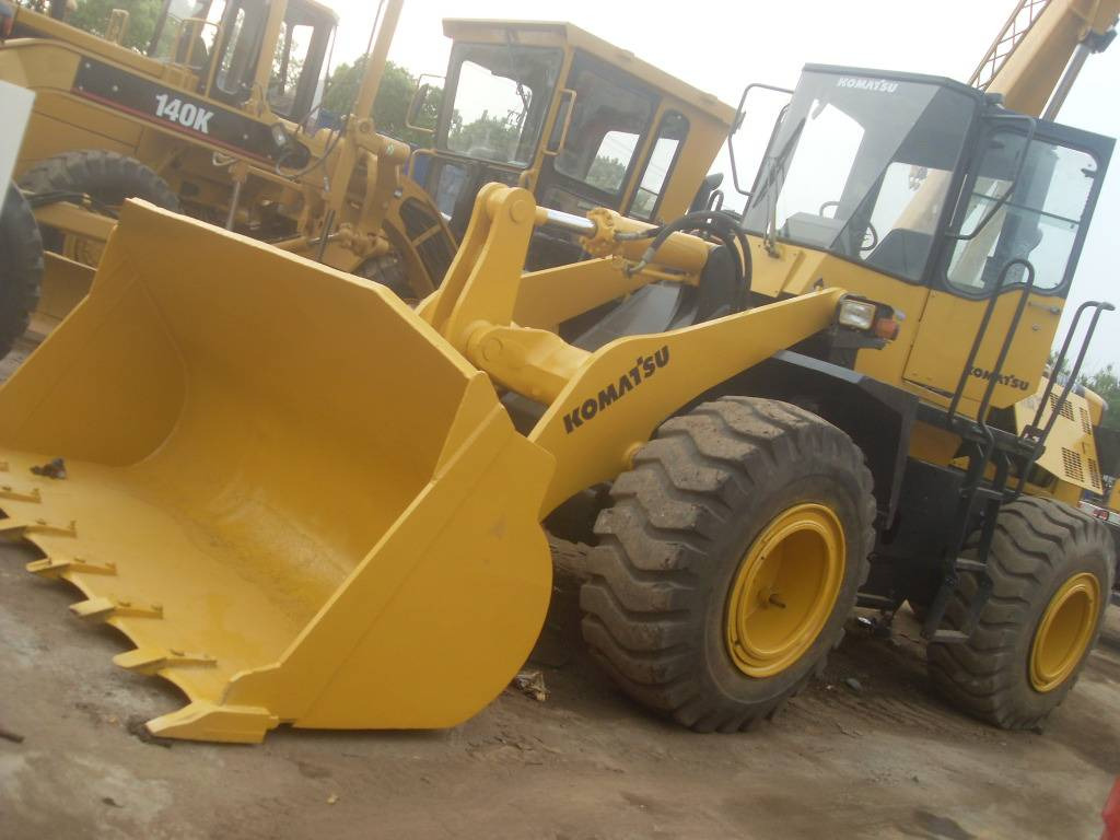 Komatsu WA 360 - Wheel loader: picture 1 Komatsu WA 360 - Wheel loader: picture 1