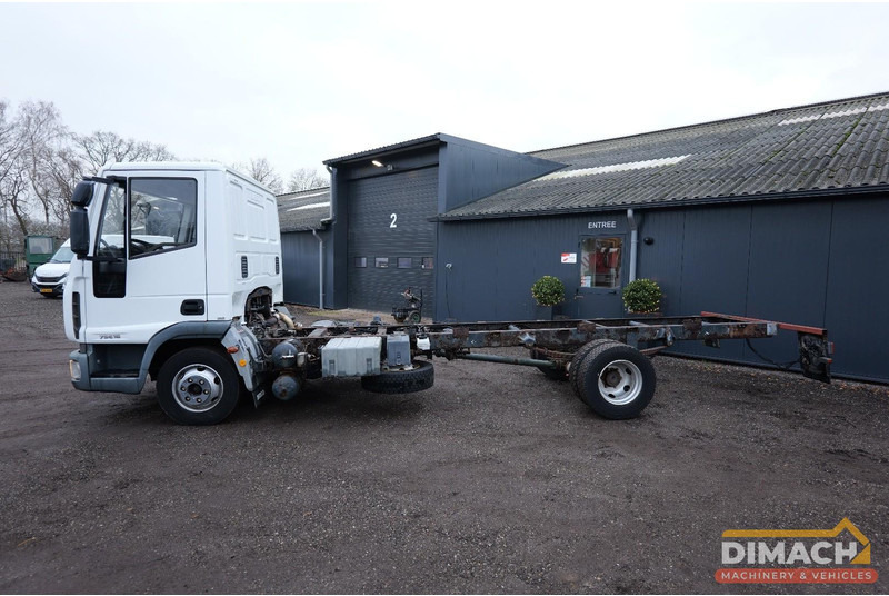 Iveco ML75E16 Eurocargo - Euro 5 - 4x2 - chassis 600 cm lang - lage km - Cab chassis truck: picture 3 Iveco ML75E16 Eurocargo - Euro 5 - 4x2 - chassis 600 cm lang - lage km - Cab chassis truck: picture 3