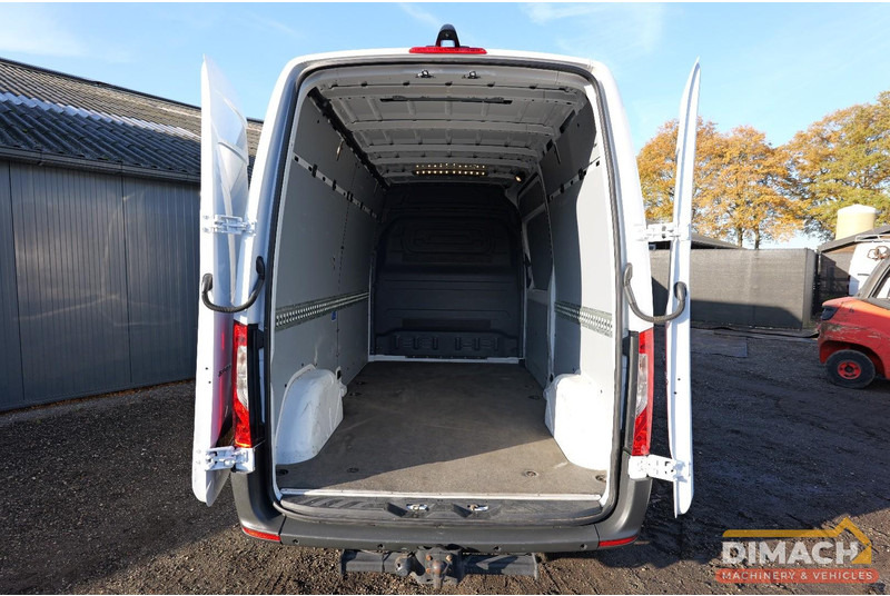 Panel van Mercedes-Benz Sprinter 315 CDI MB L2H2 sprinter - trekhaak - MBUX - automaat TOP!!: picture 10 Panel van Mercedes-Benz Sprinter 315 CDI MB L2H2 sprinter - trekhaak - MBUX - automaat TOP!!: picture 10