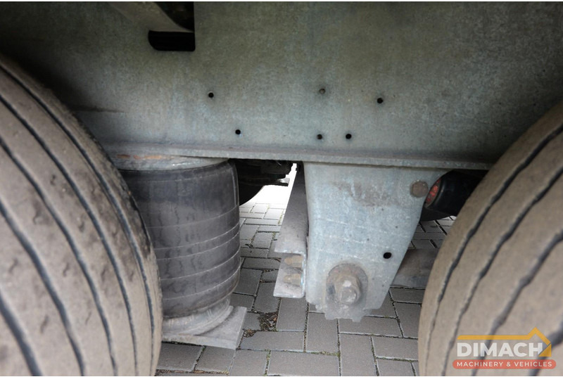 Curtainsider semi-trailer Schmitz Cargobull SCS24/L-13.62 MB Schuifzeiloplegger mega schuifdak SAF assen NL trailer: picture 11 Curtainsider semi-trailer Schmitz Cargobull SCS24/L-13.62 MB Schuifzeiloplegger mega schuifdak SAF assen NL trailer: picture 11