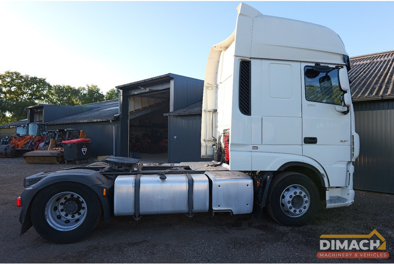 DAF FT XF530 2 tanks 1435 liter , NL truck, Retarder - Tractor unit: picture 5 DAF FT XF530 2 tanks 1435 liter , NL truck, Retarder - Tractor unit: picture 5