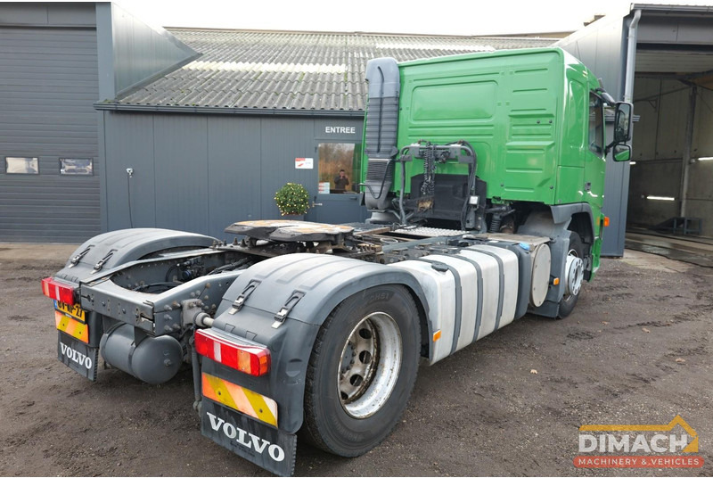 Volvo FM 300 4X2 4x2 FM - airco - low km - 22.5 banden - NL truck - i shift - blad lucht geveerd - Tractor unit: picture 2 Volvo FM 300 4X2 4x2 FM - airco - low km - 22.5 banden - NL truck - i shift - blad lucht geveerd - Tractor unit: picture 2