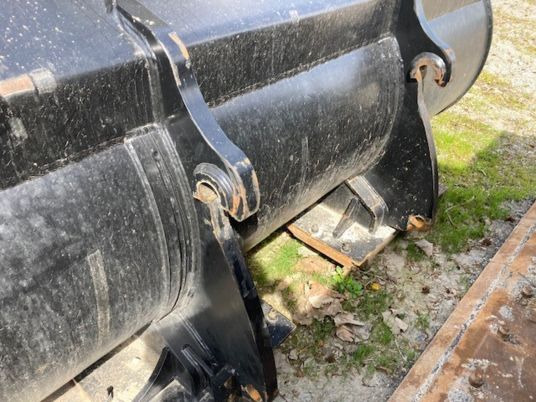 GODET ARDEN SEMI DELTA POUR CHARGEUSE CASE 921 - Bucket: picture 3 GODET ARDEN SEMI DELTA POUR CHARGEUSE CASE 921 - Bucket: picture 3