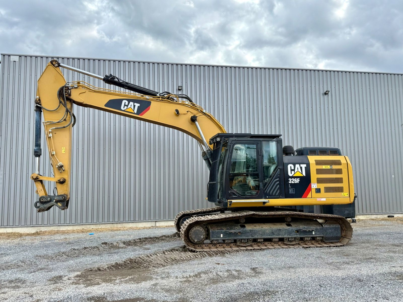 CAT 326 FL - Crawler excavator: picture 2 CAT 326 FL - Crawler excavator: picture 2