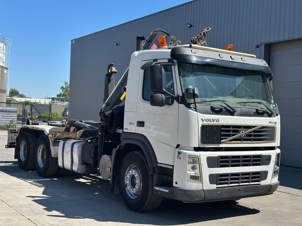 Volvo FM12 380 Hiab 144E-3 - Hook lift truck: picture 3 Volvo FM12 380 Hiab 144E-3 - Hook lift truck: picture 3