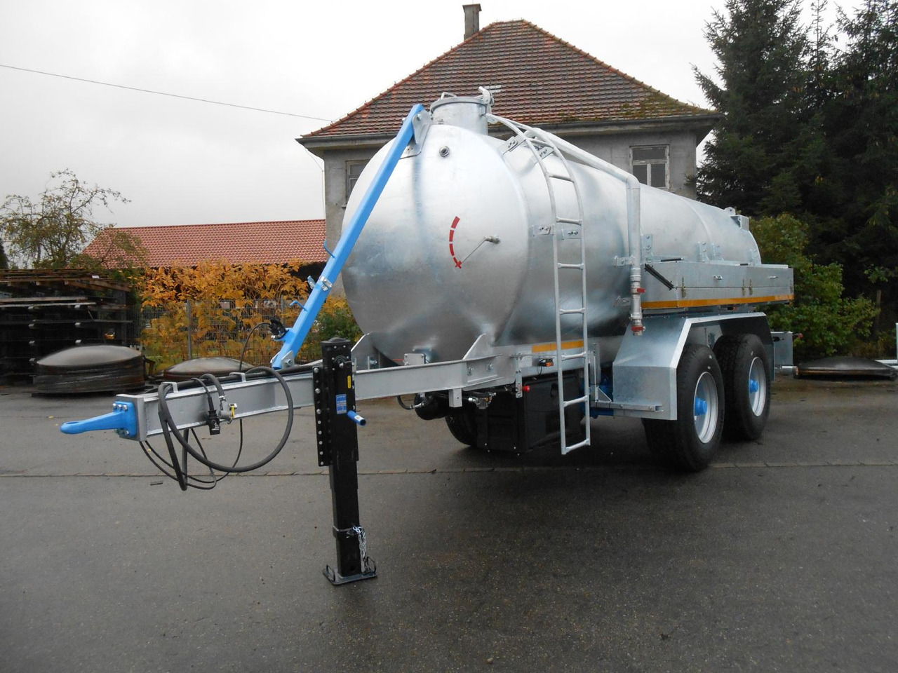 M-Vac 12000l / Wasserfass M-Vac 12000l (12m³) Wasserfass / Wassertank mit 80 km/h Zulassung - Tank trailer: picture 4 M-Vac 12000l / Wasserfass M-Vac 12000l (12m³) Wasserfass / Wassertank mit 80 km/h Zulassung - Tank trailer: picture 4