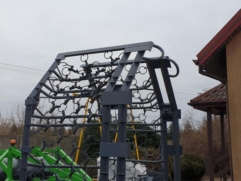 Darmex Wiesenegge / Meadow harrow / Herse de prairie / Strigliatrice / Полевая волокуша / Włóka łąkowa 9 m - Chain harrow: picture 4 Darmex Wiesenegge / Meadow harrow / Herse de prairie / Strigliatrice / Полевая волокуша / Włóka łąkowa 9 m - Chain harrow: picture 4